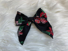 Load image into Gallery viewer, Red Floral Fable Hair Bow