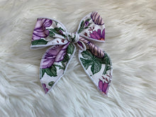 Load image into Gallery viewer, Purple Floral Fable Hair Bow